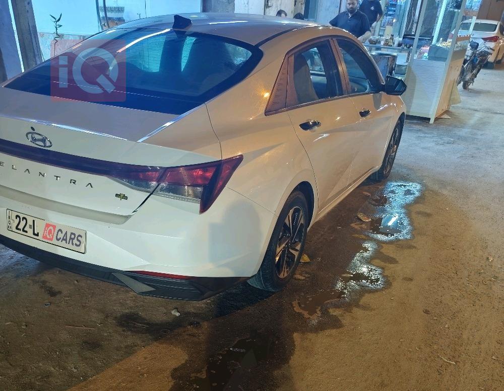 هيونداي النترا